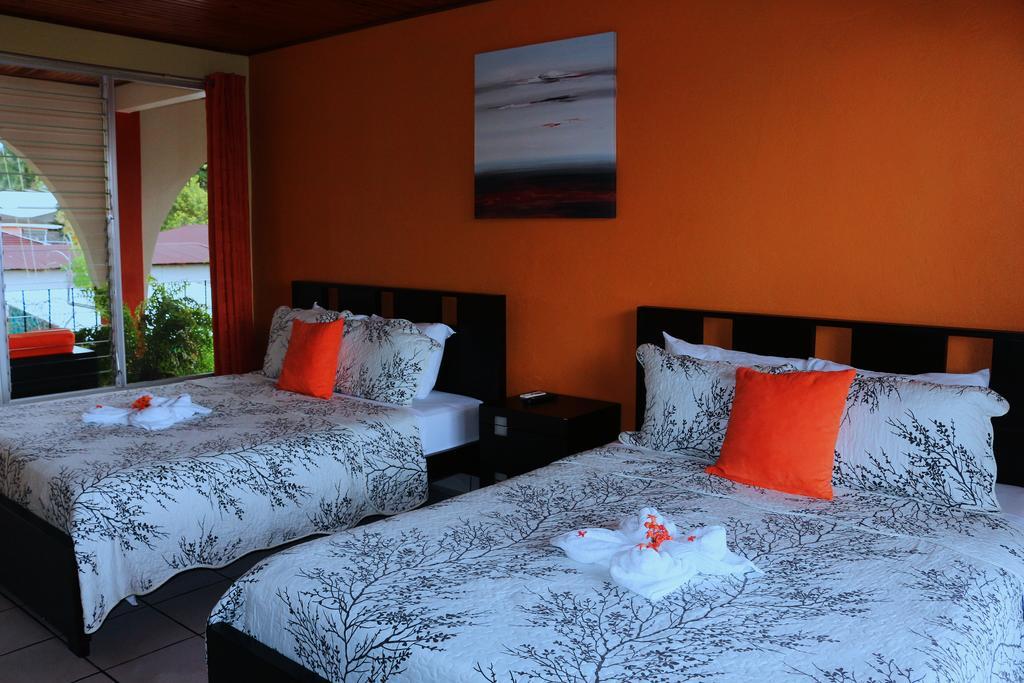 Hotel Las Flores Fortuna ラ・フォルトゥナ エクステリア 写真