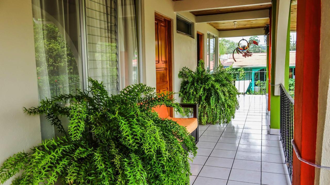 Hotel Las Flores Fortuna ラ・フォルトゥナ エクステリア 写真