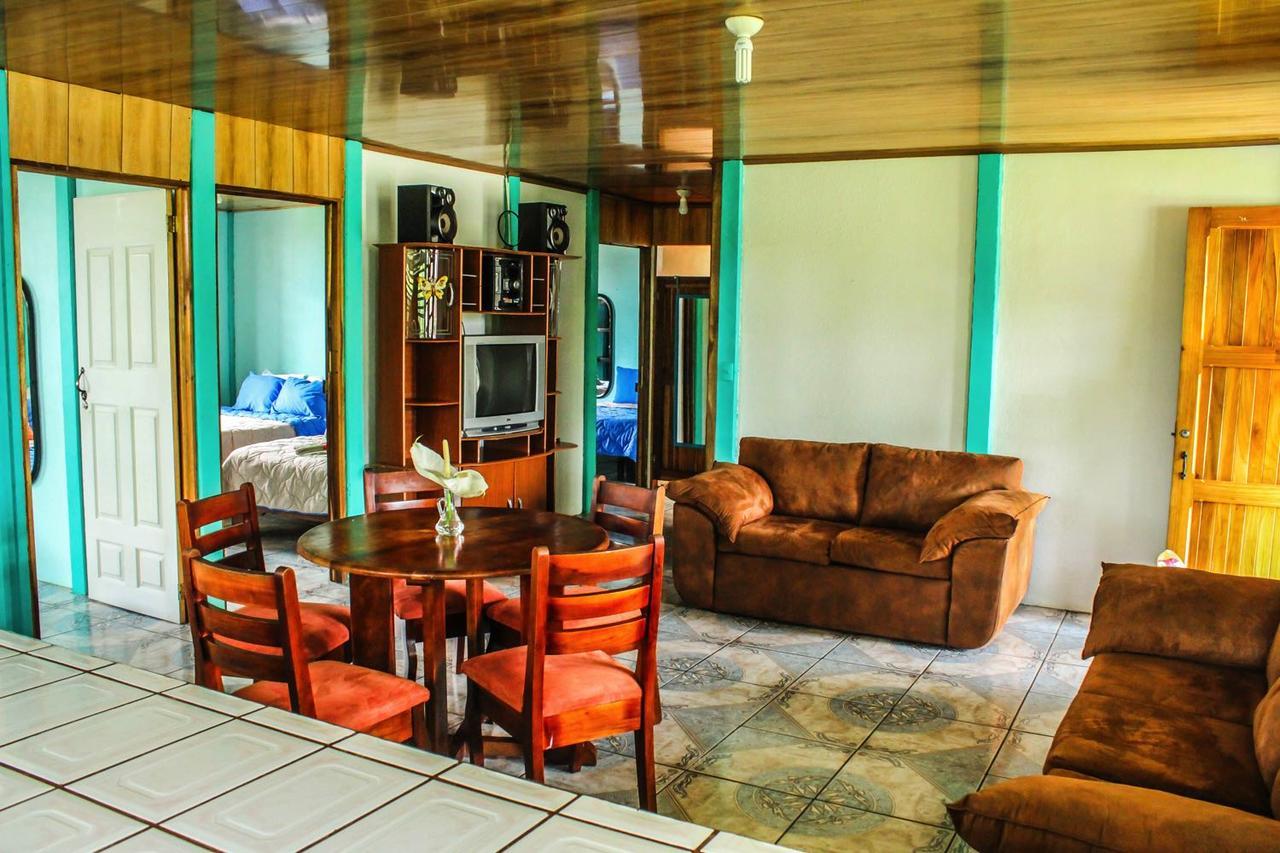 Hotel Las Flores Fortuna ラ・フォルトゥナ エクステリア 写真
