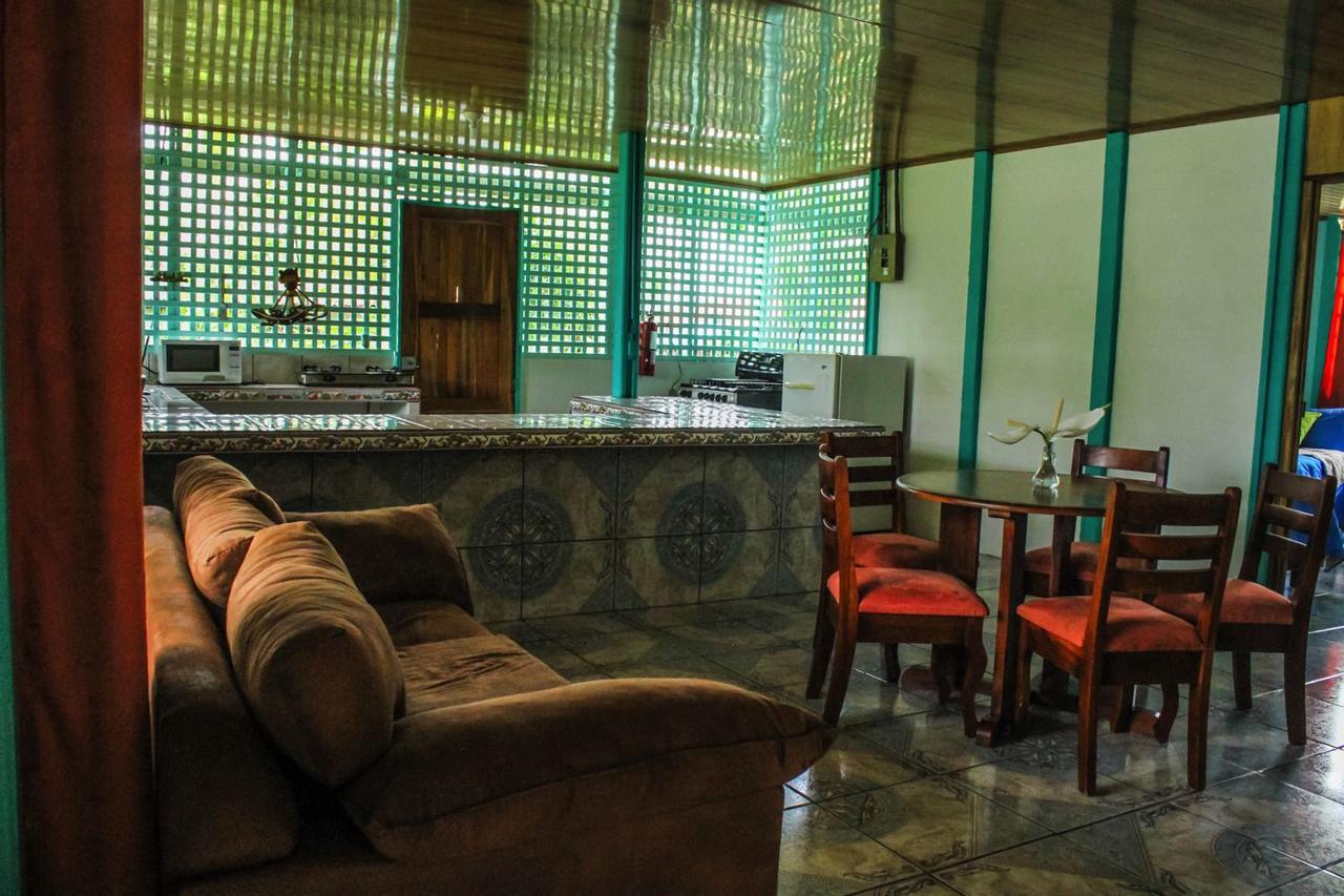 Hotel Las Flores Fortuna ラ・フォルトゥナ エクステリア 写真