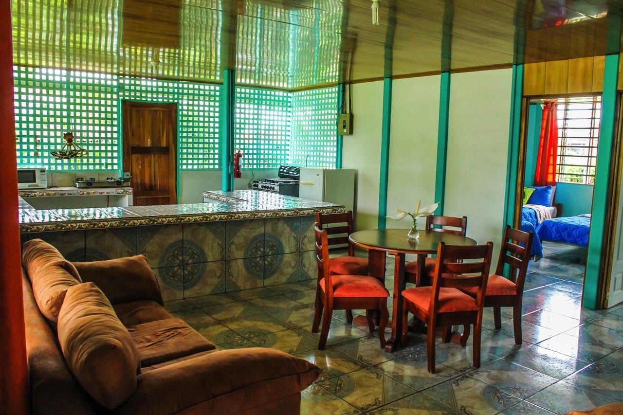Hotel Las Flores Fortuna ラ・フォルトゥナ エクステリア 写真