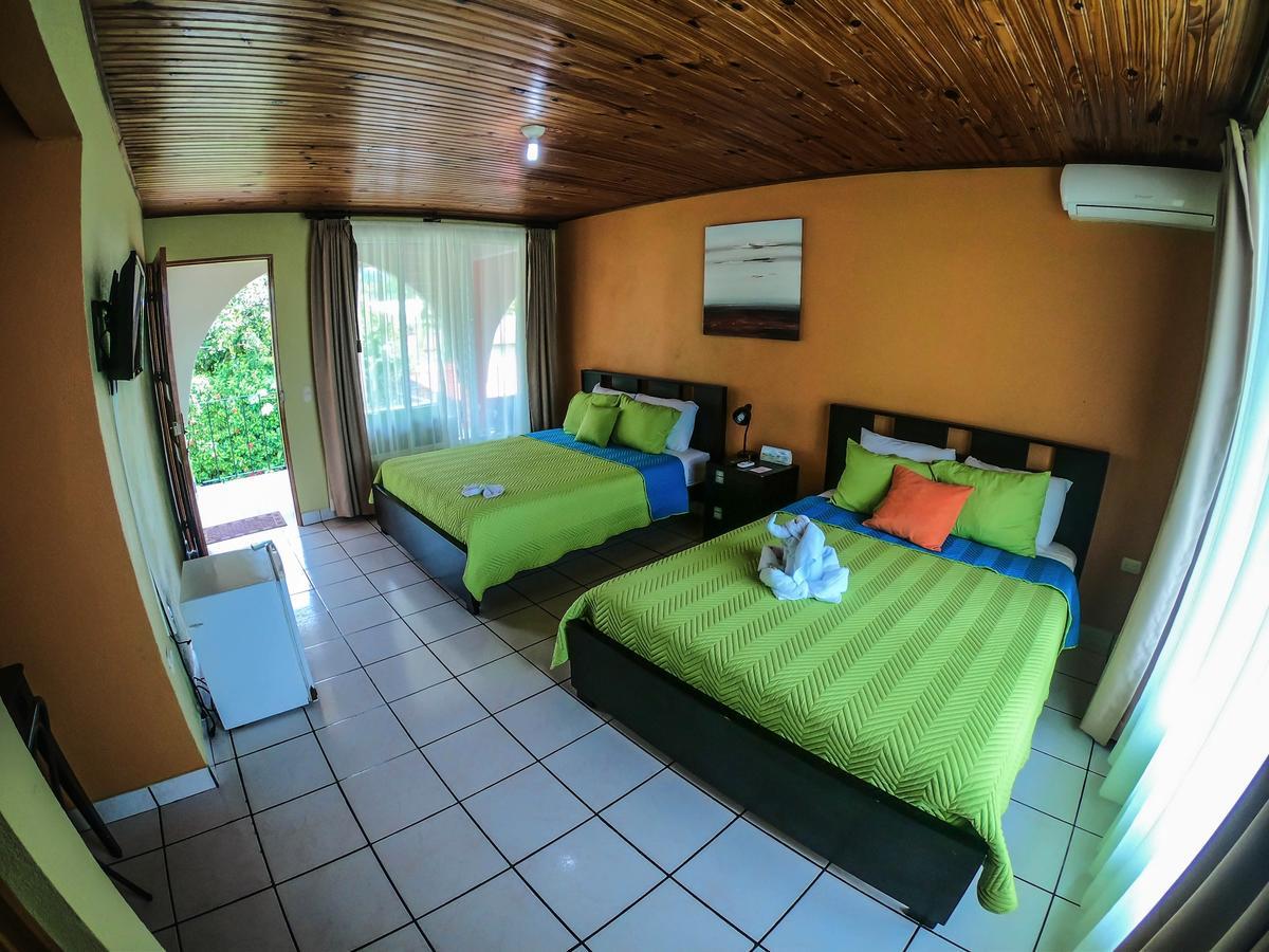 Hotel Las Flores Fortuna ラ・フォルトゥナ エクステリア 写真