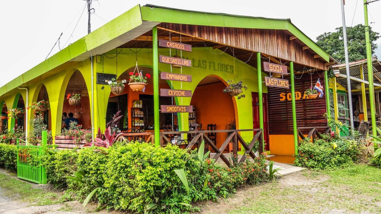 Hotel Las Flores Fortuna ラ・フォルトゥナ エクステリア 写真