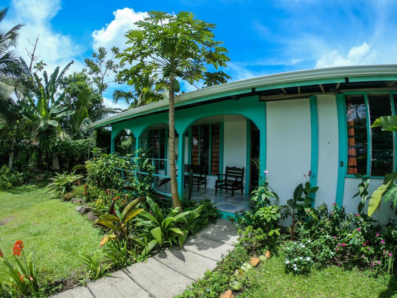 Hotel Las Flores Fortuna ラ・フォルトゥナ エクステリア 写真